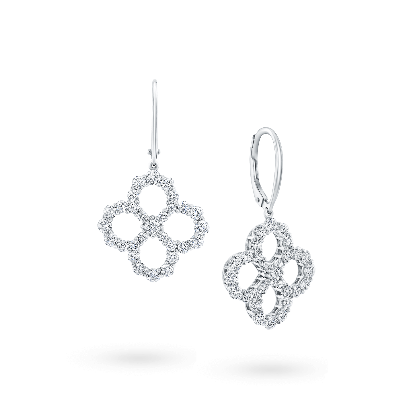 Diamond Loop钻石耳环斜视图