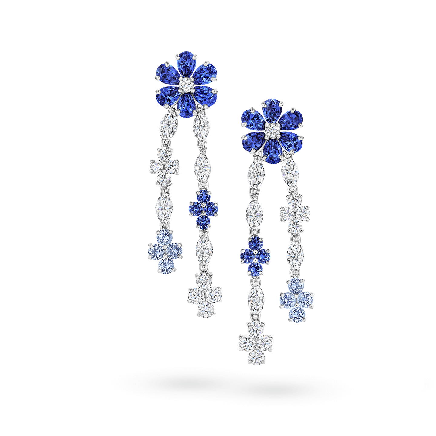 Forget-Me-Not蓝宝石钻滴耳环正面视图