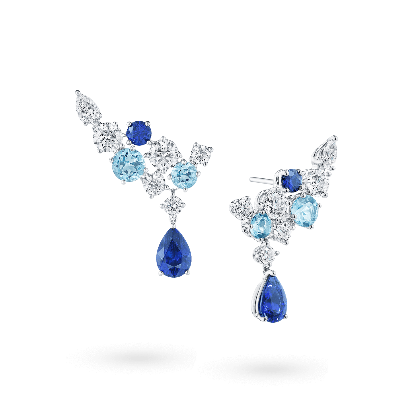 Sparkling Cluster蓝宝石、海蓝宝石和钻石耳环斜视图